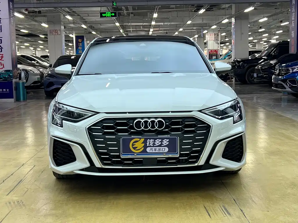 Audi A3 — фото 2