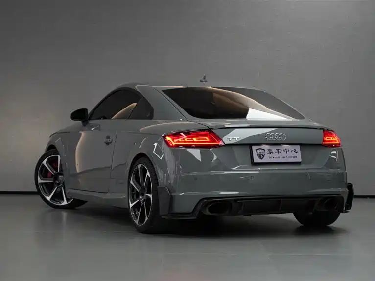 Audi TT RS — фото 6