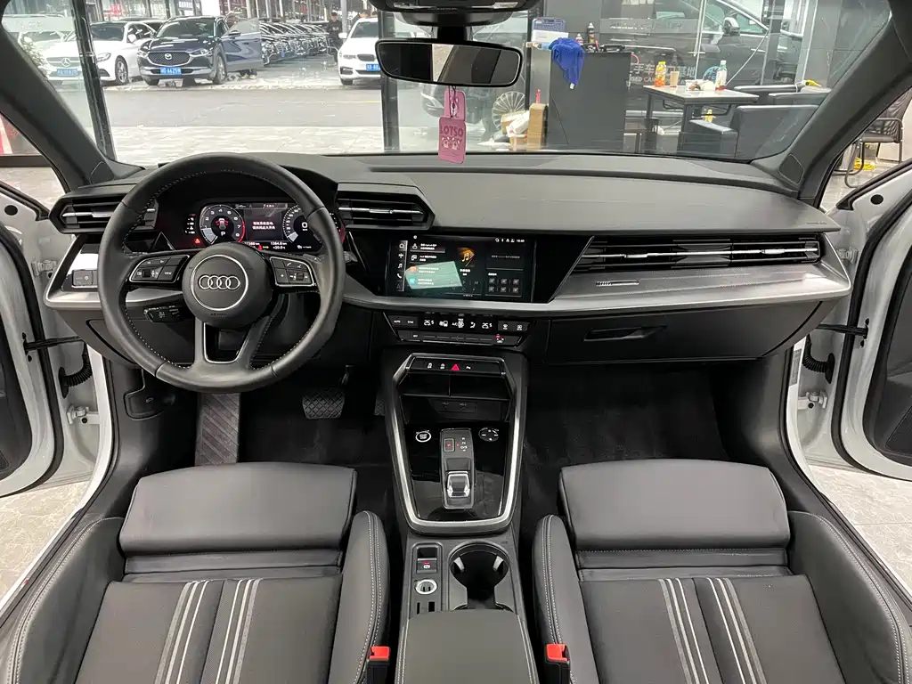 Audi A3 — фото 8