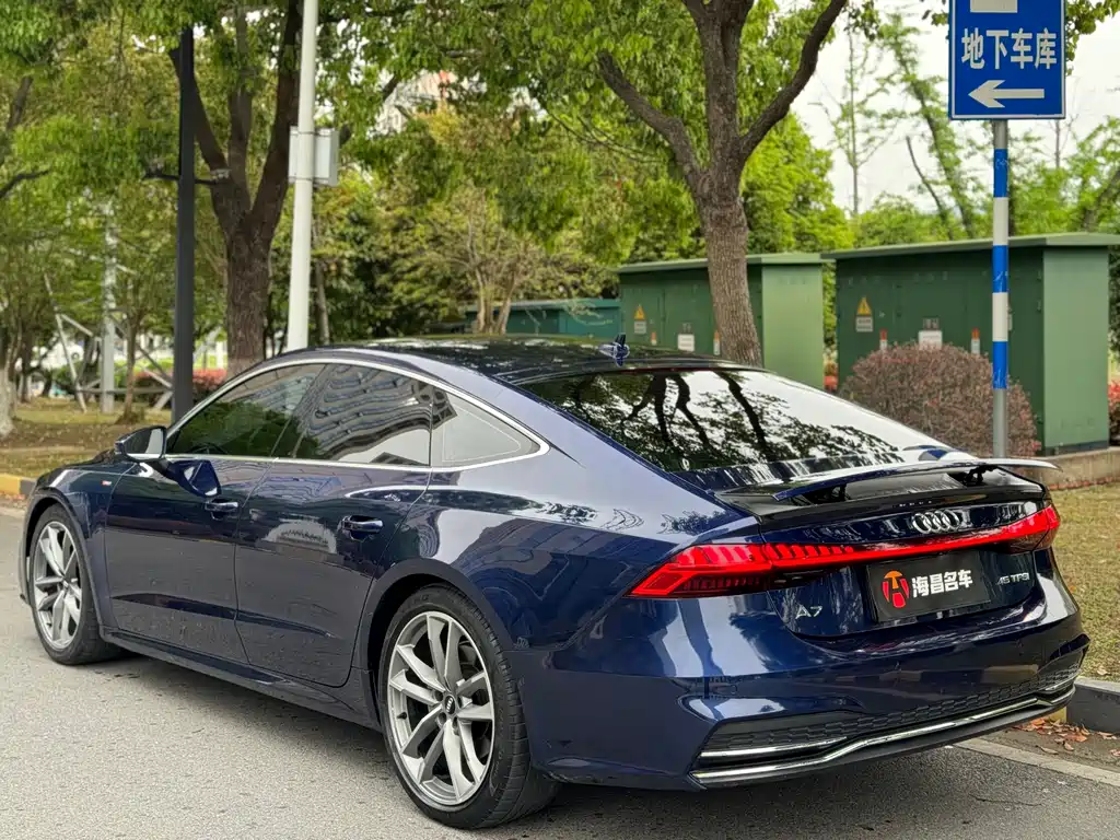 Audi A7 — фото 4