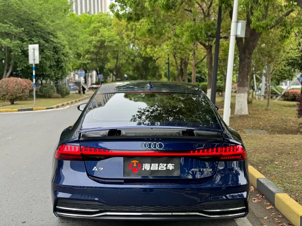 Audi A7 — фото 5