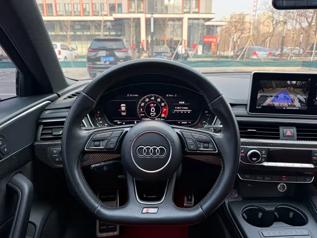 Audi S4 — фото 8