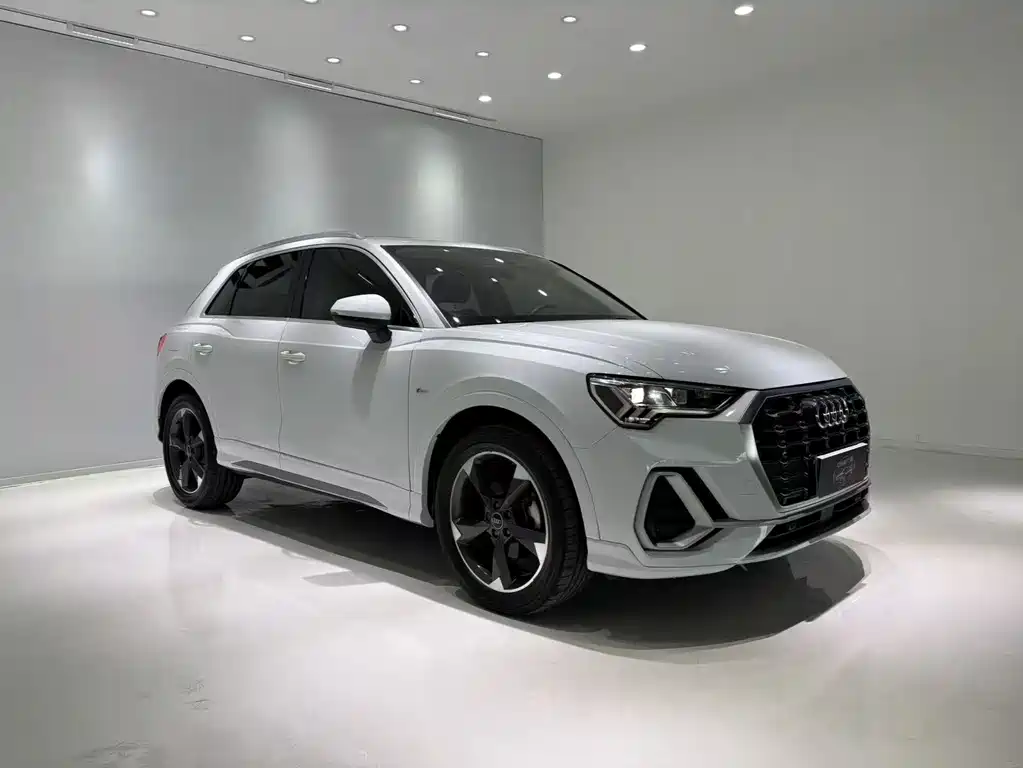 Audi Q3 — фото 3