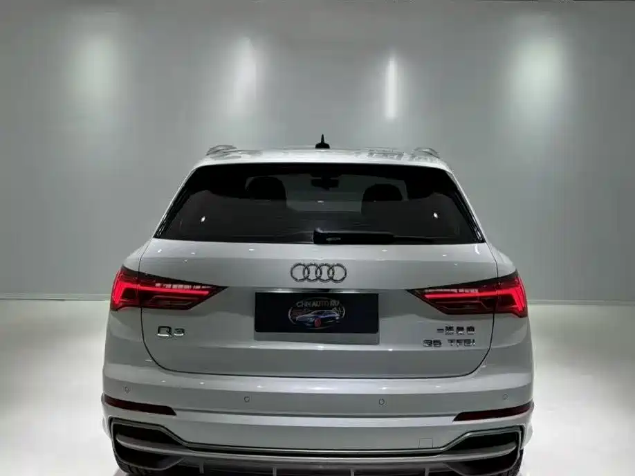 Audi Q3 — фото 6