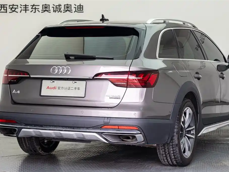 Audi A4 (Import) — фото 21