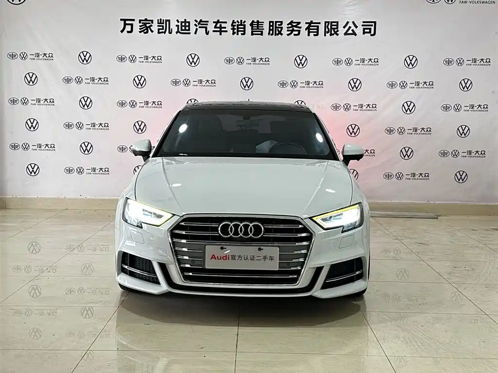 Audi A3 — фото 2