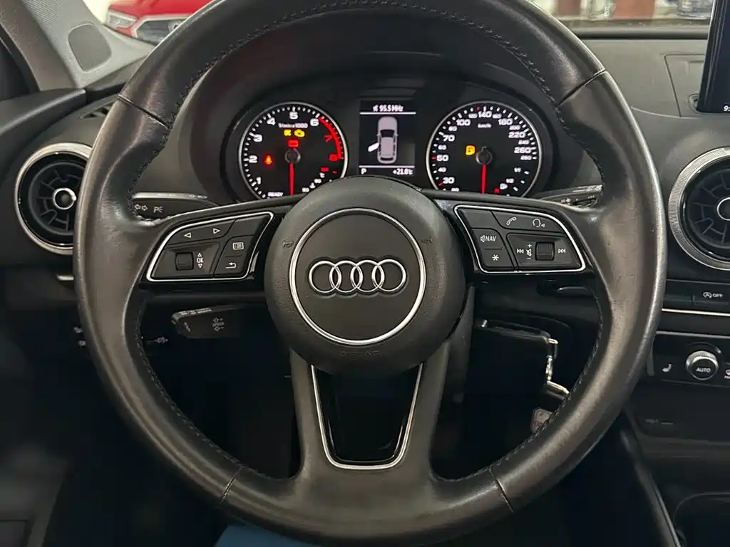 Audi A3 — фото 19