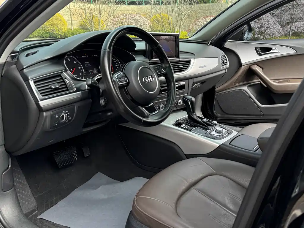 Audi A6 (Import) — фото 7