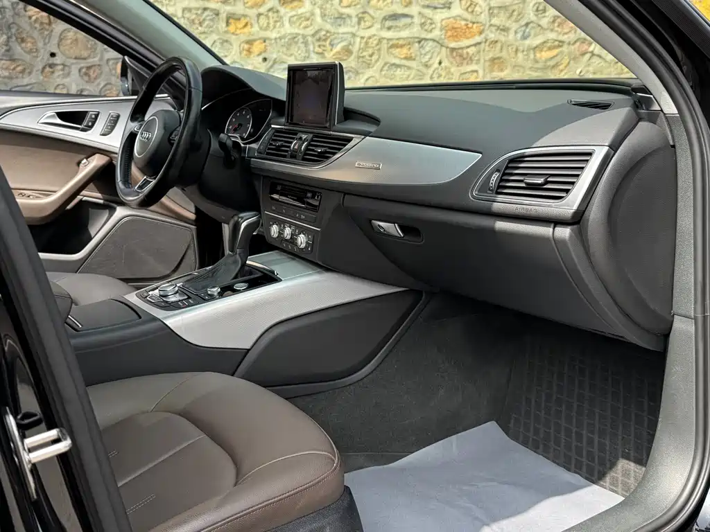 Audi A6 (Import) — фото 9