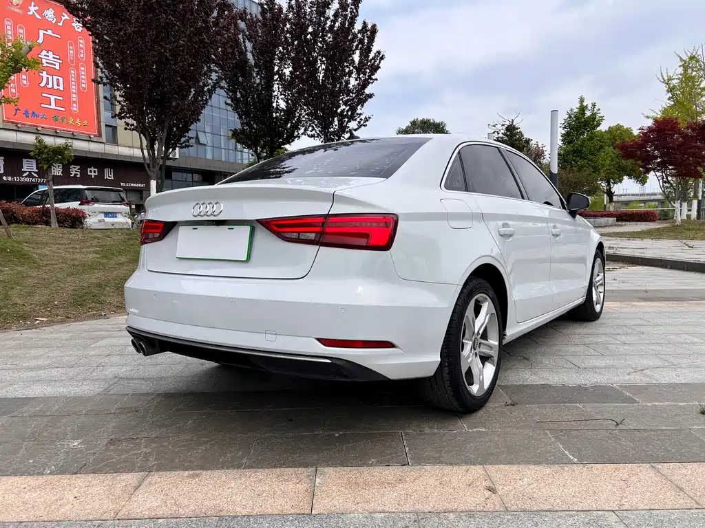 Audi A3 — фото 8