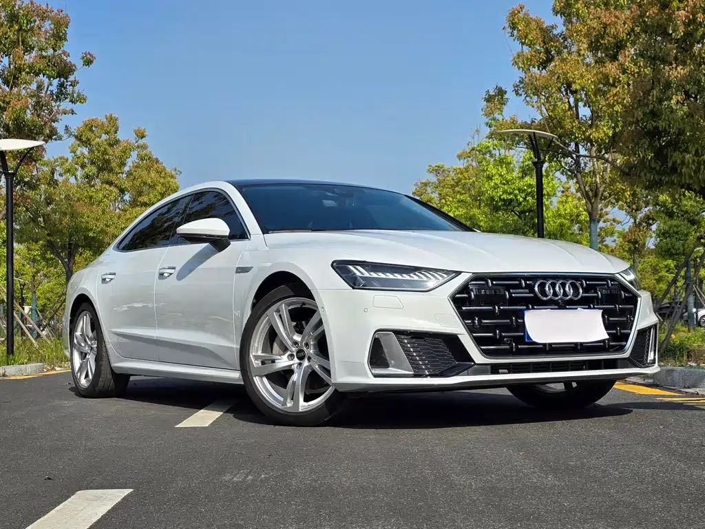 Audi A7L — фото 3