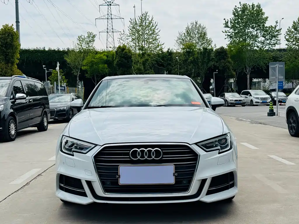 Audi A3 — фото 2