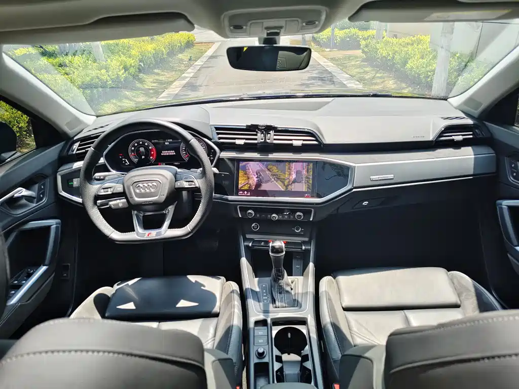Audi Q3 Sportback — фото 4