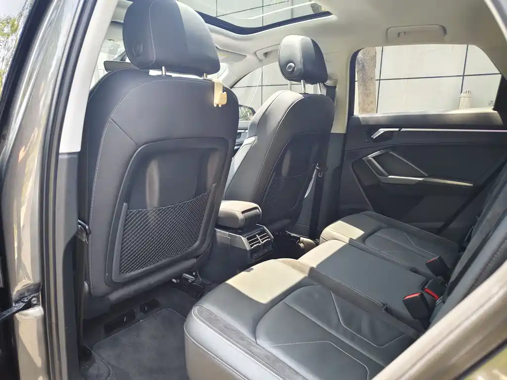 Audi Q3 Sportback — фото 7