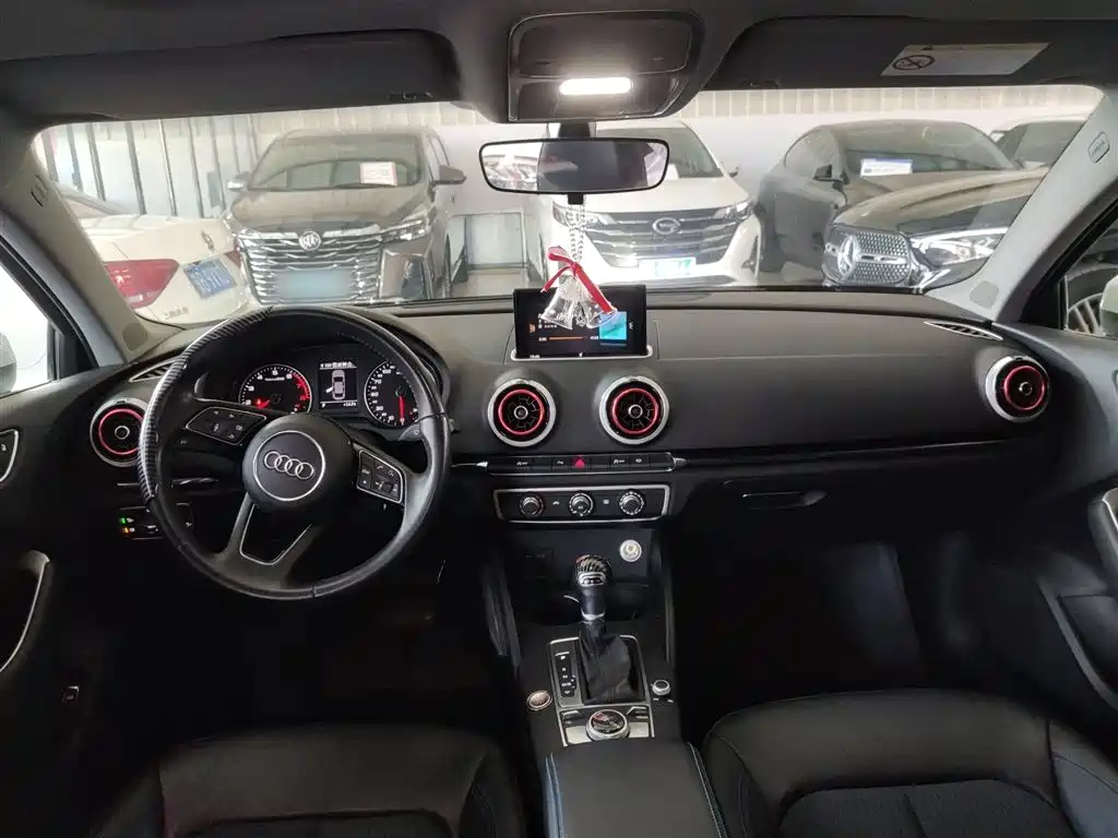 Audi A3 — фото 10