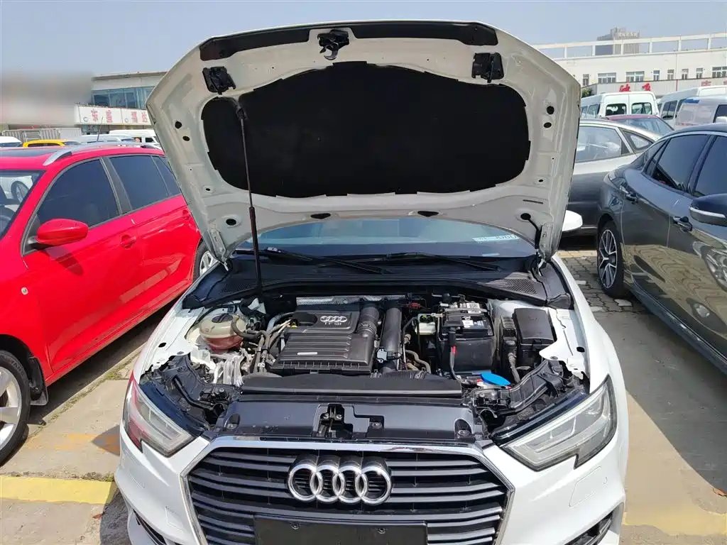 Audi A3 — фото 17