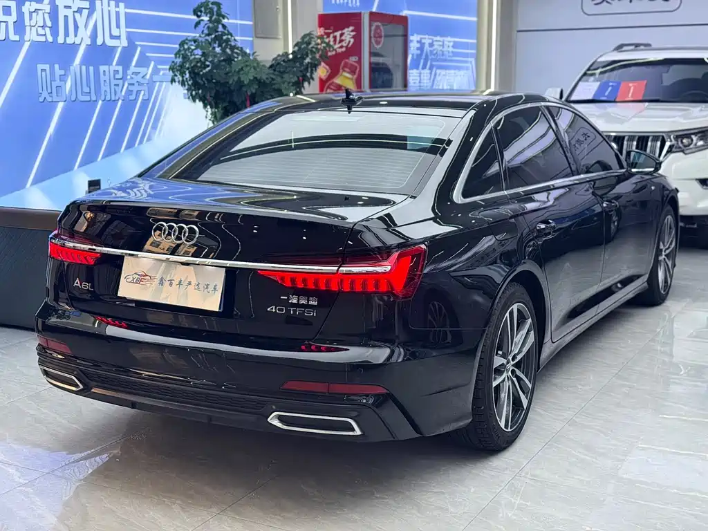 Audi A6L — фото 10