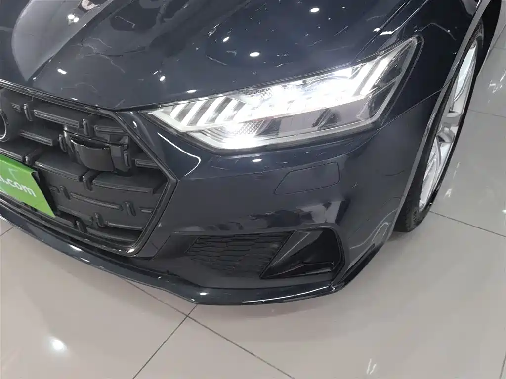 Audi A7L — фото 24