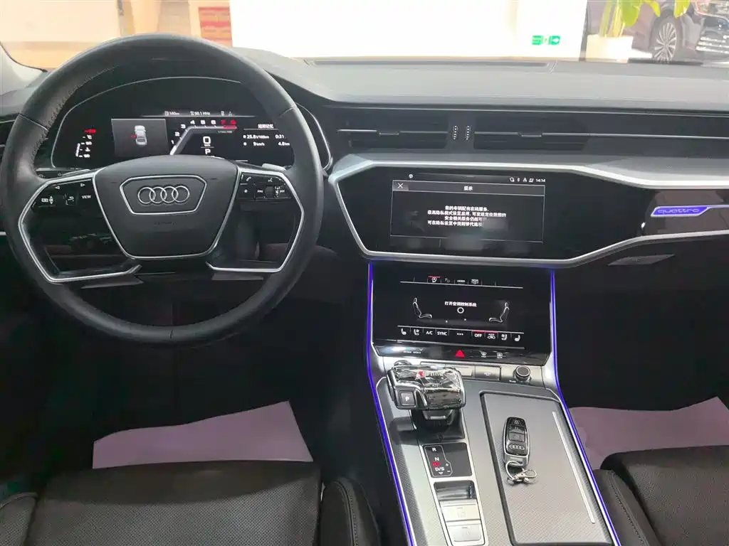 Audi A7L — фото 10