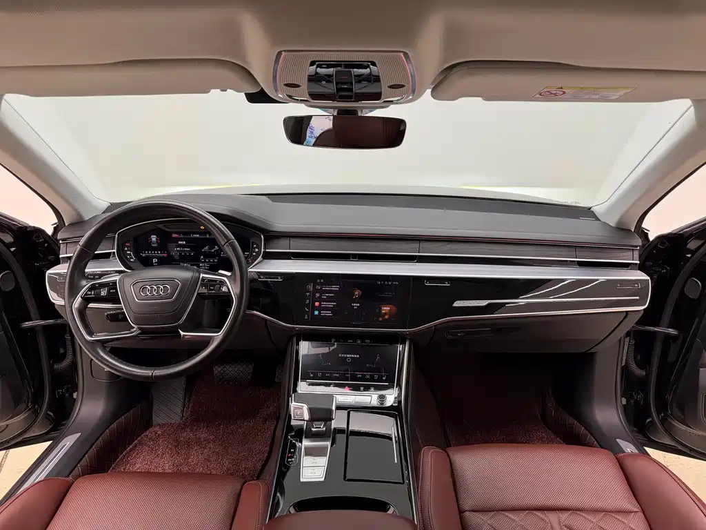Audi A8 — фото 19