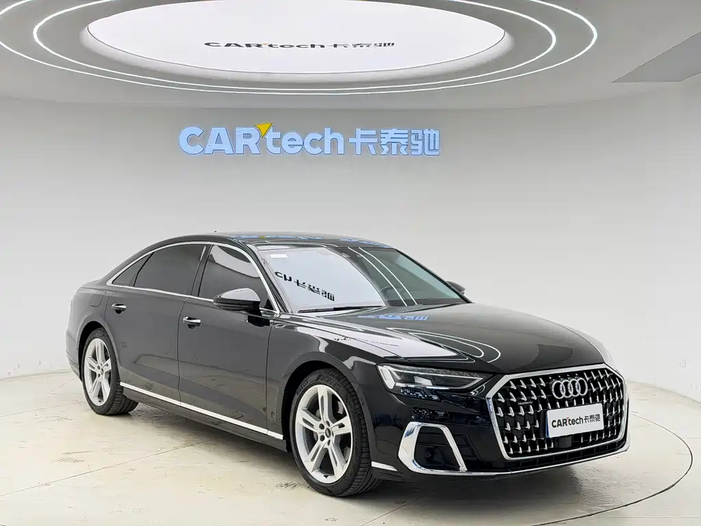 Audi A8 — фото 3