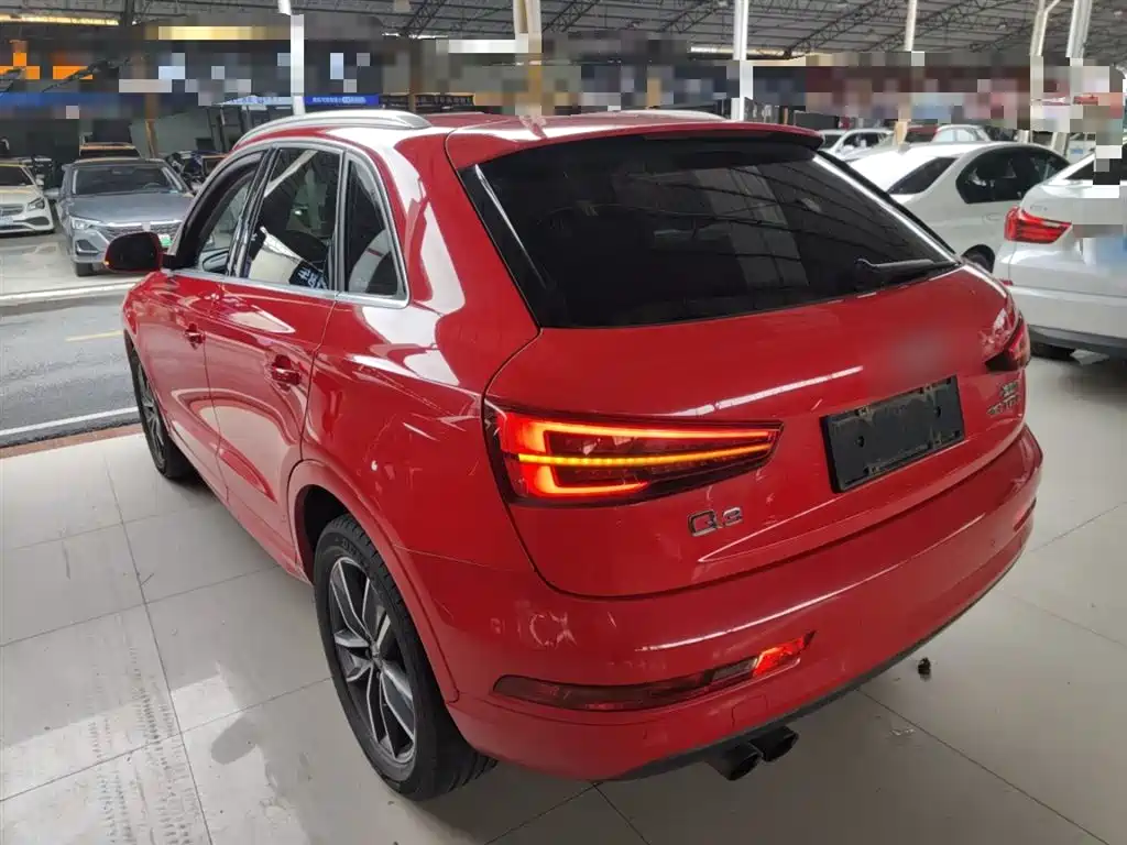 Audi Q3 — фото 5