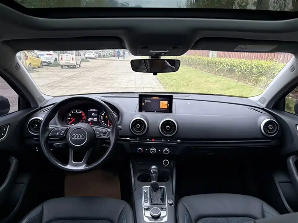 Audi A3 — фото 13