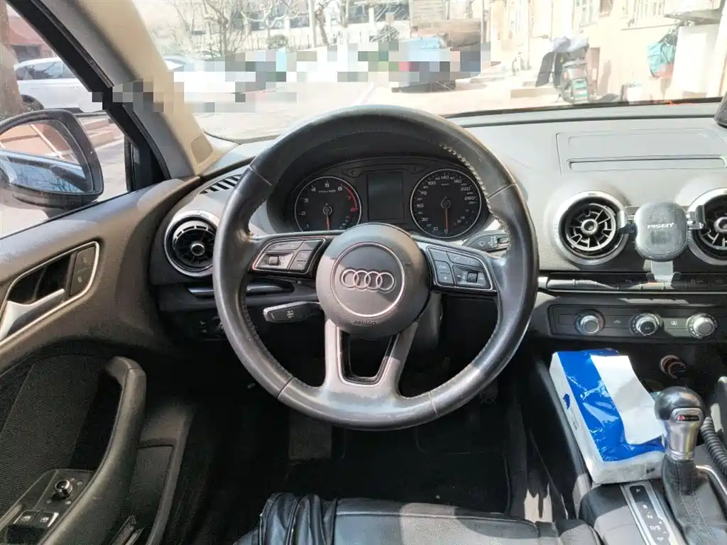 Audi A3 — фото 3
