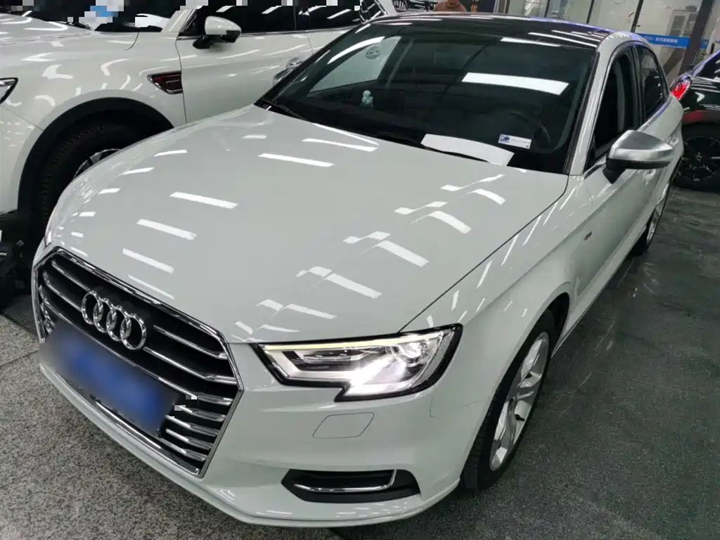 Audi A3 — фото 2