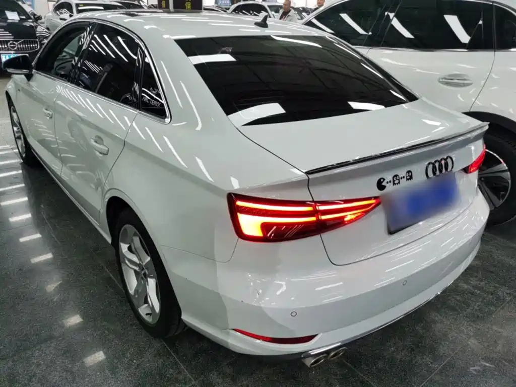 Audi A3 — фото 23