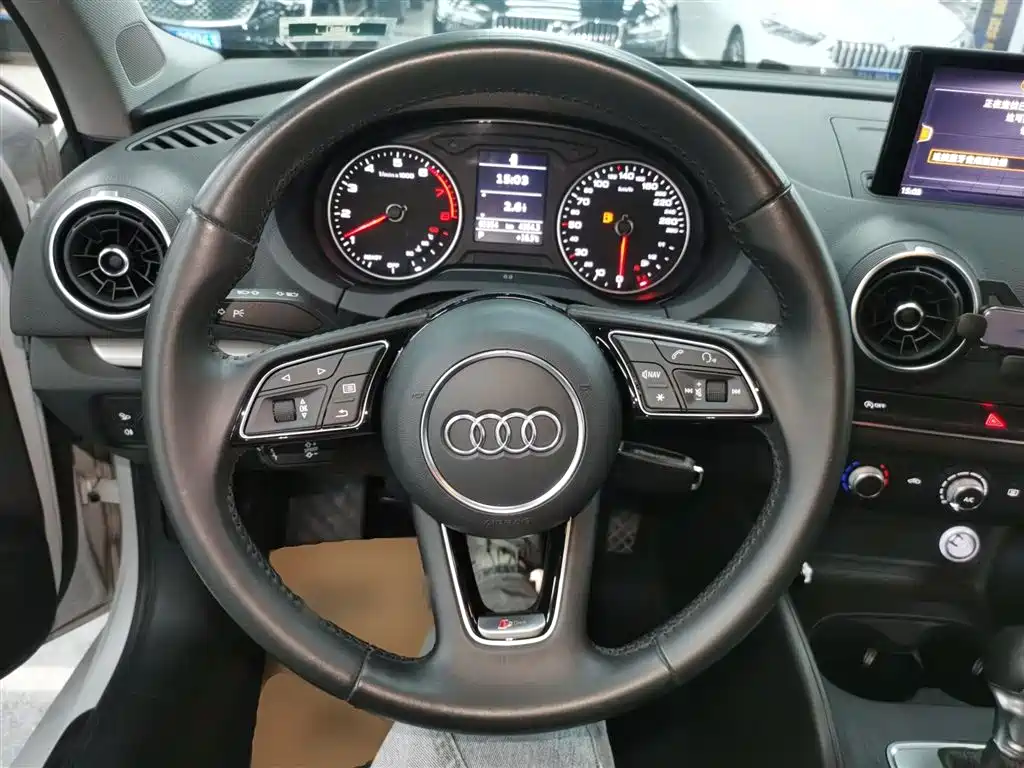 Audi A3 — фото 7
