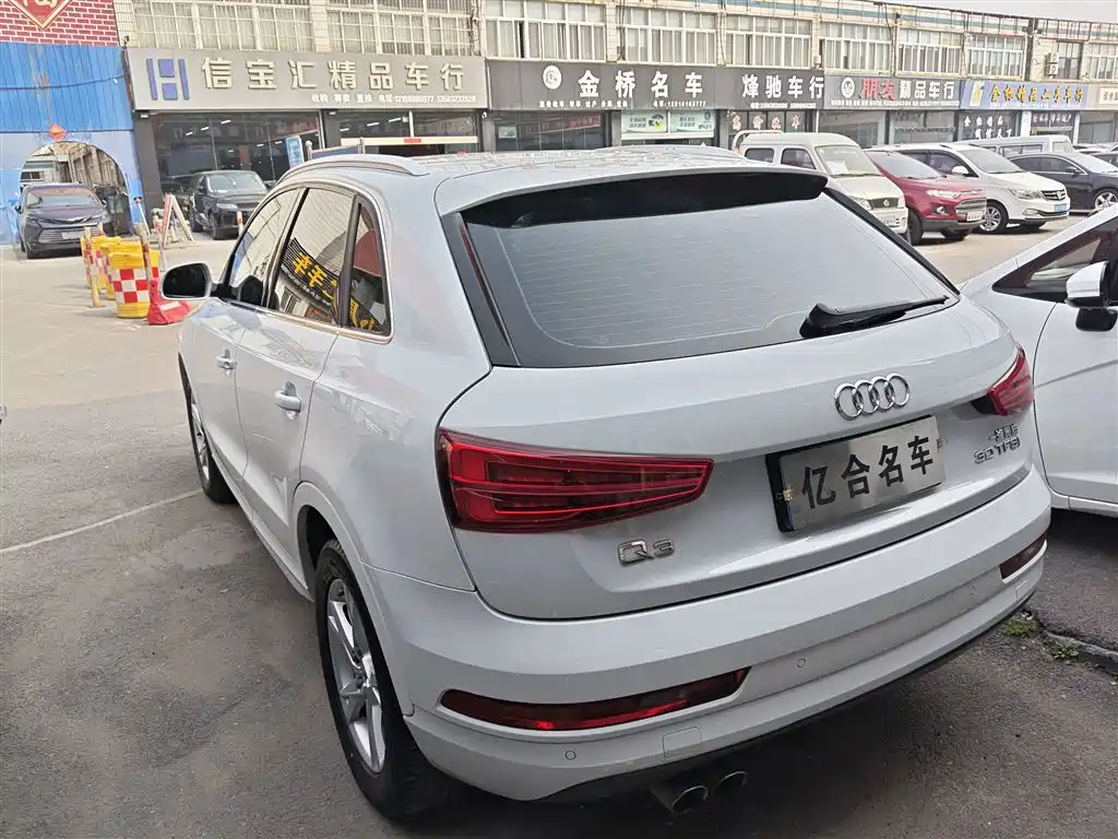 Audi Q3 — фото 5