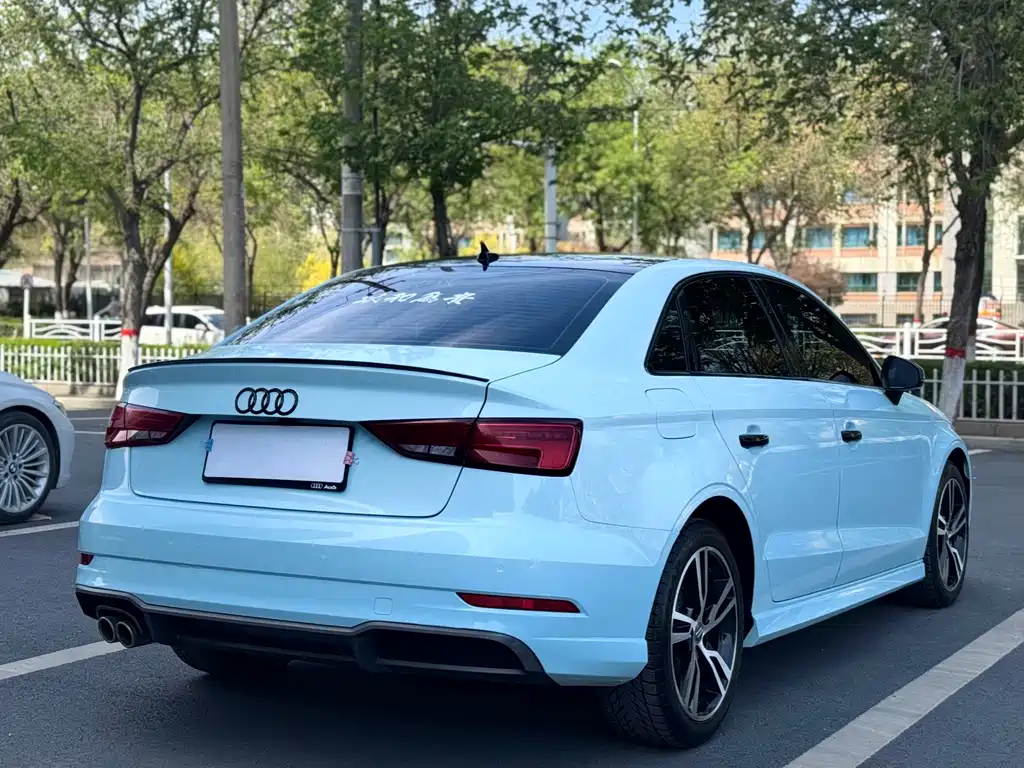 Audi A3 — фото 13