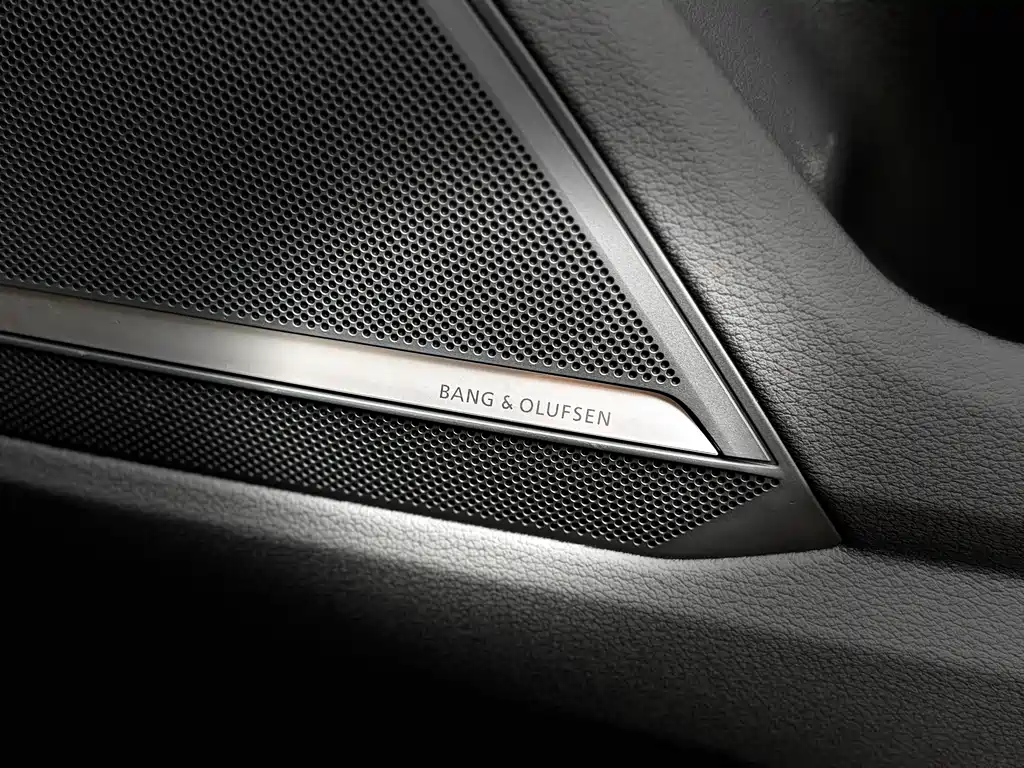 Audi A7L — фото 11