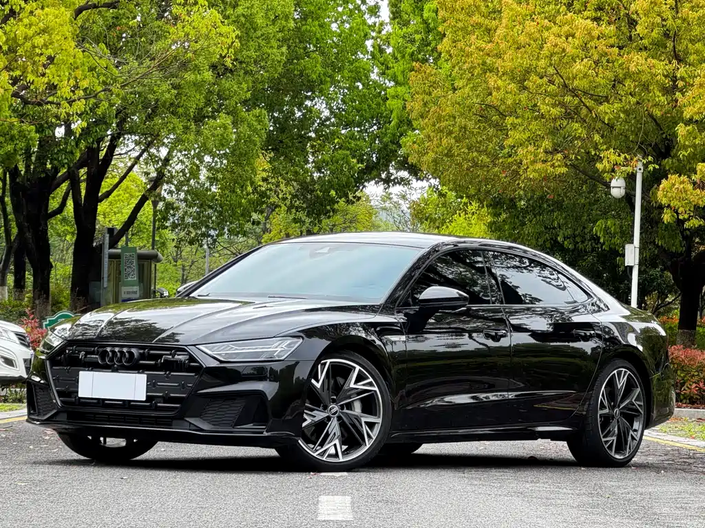 Audi A7L
