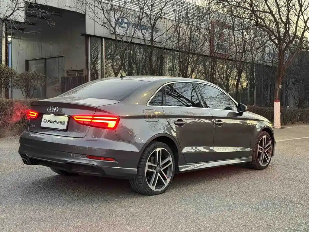 Audi A3 — фото 4