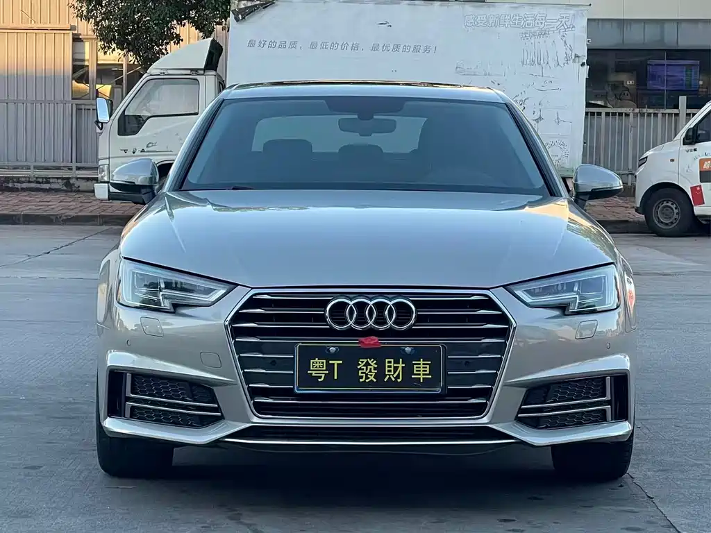 Audi A4L — фото 3