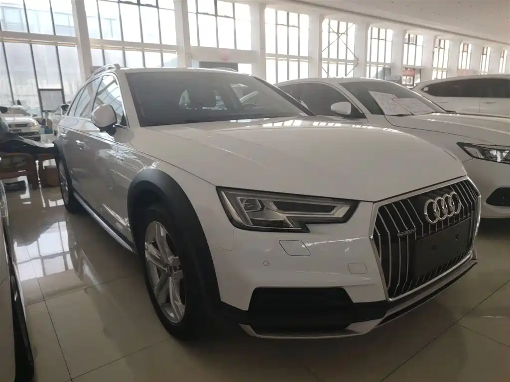 Audi A4 (Import) — фото 4