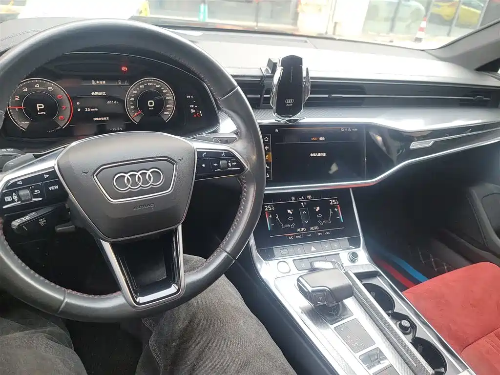 Audi A6L — фото 10