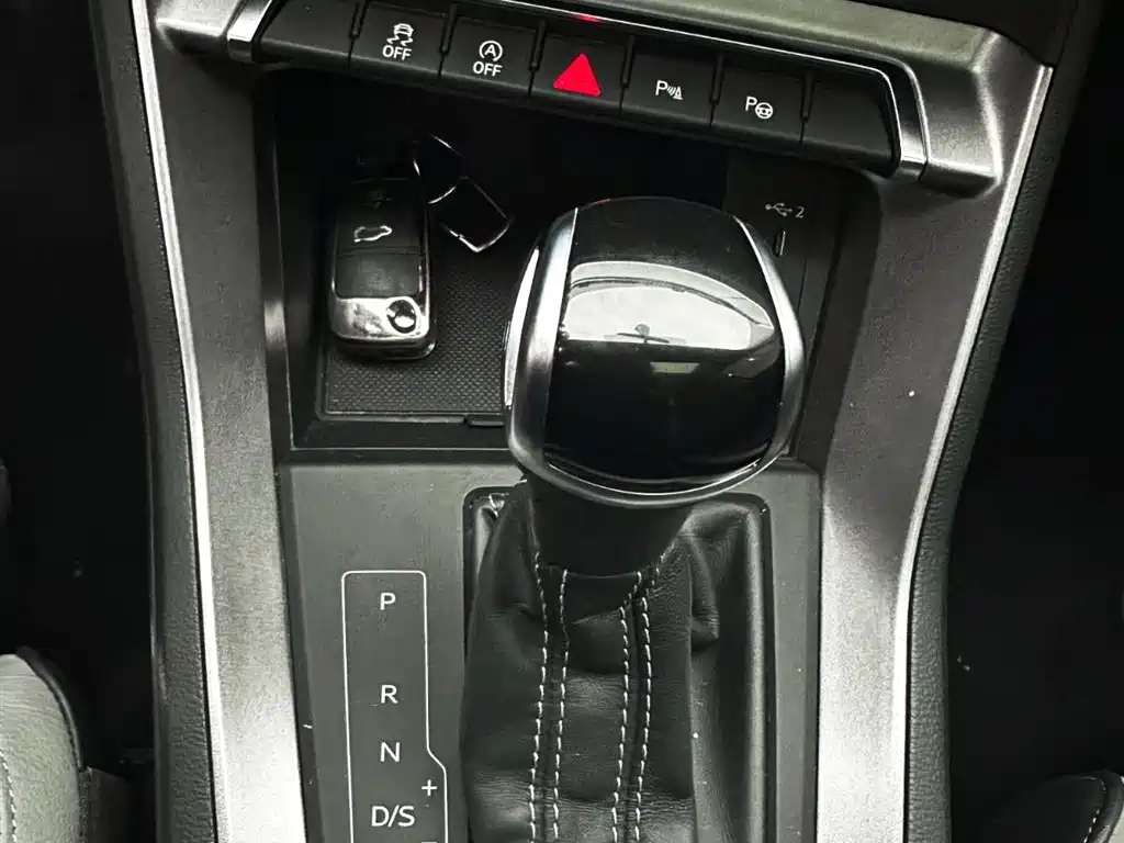 Audi Q3 — фото 19