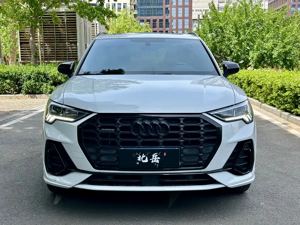 Audi Q3 — фото 2
