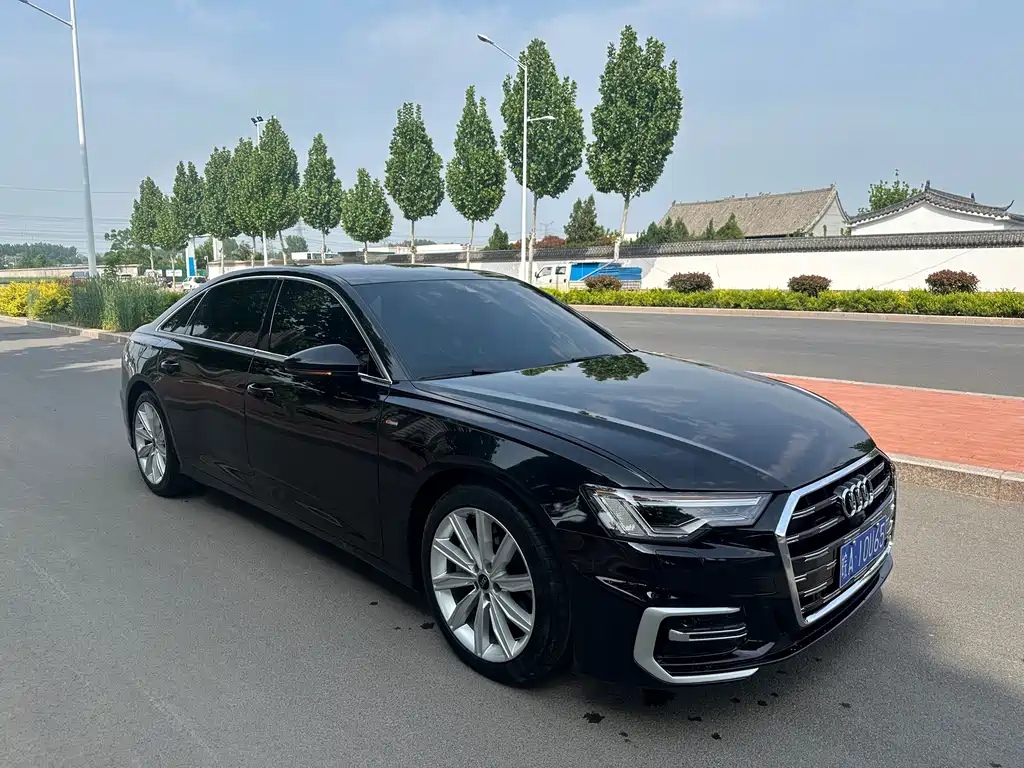 Audi A6L — фото 2