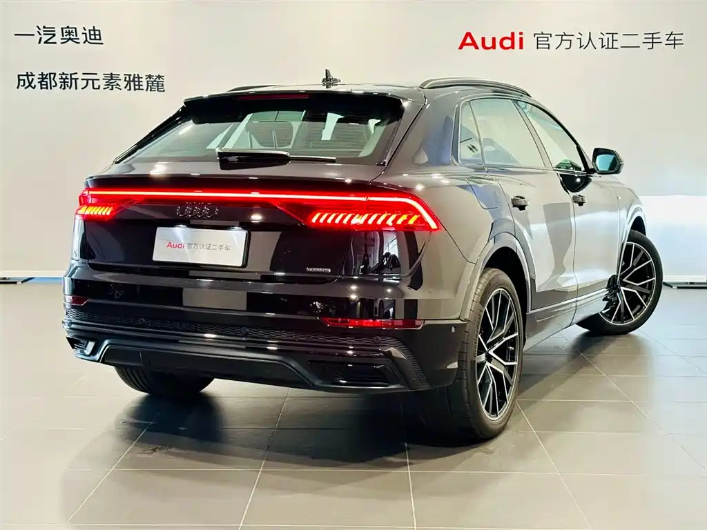 Audi Q8 — фото 4