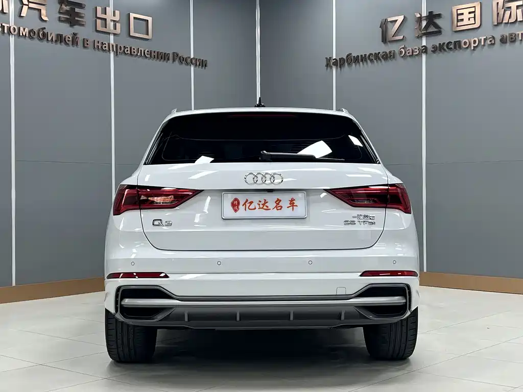 Audi Q3 — фото 5