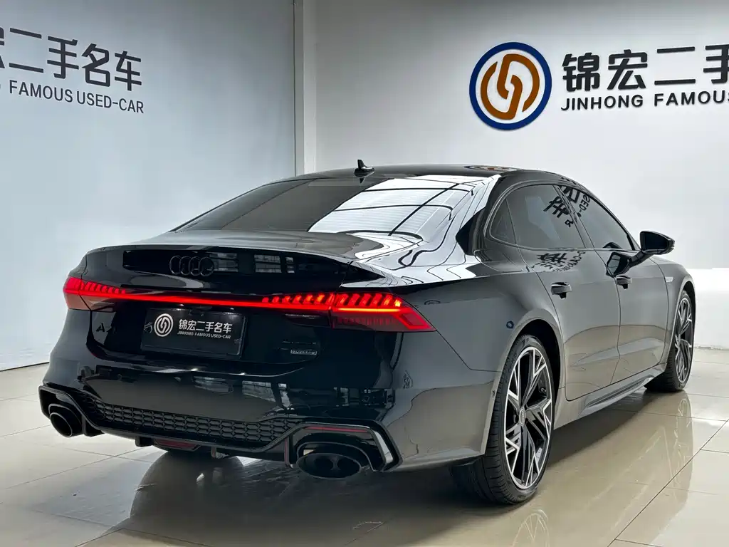 Audi A7L — фото 23