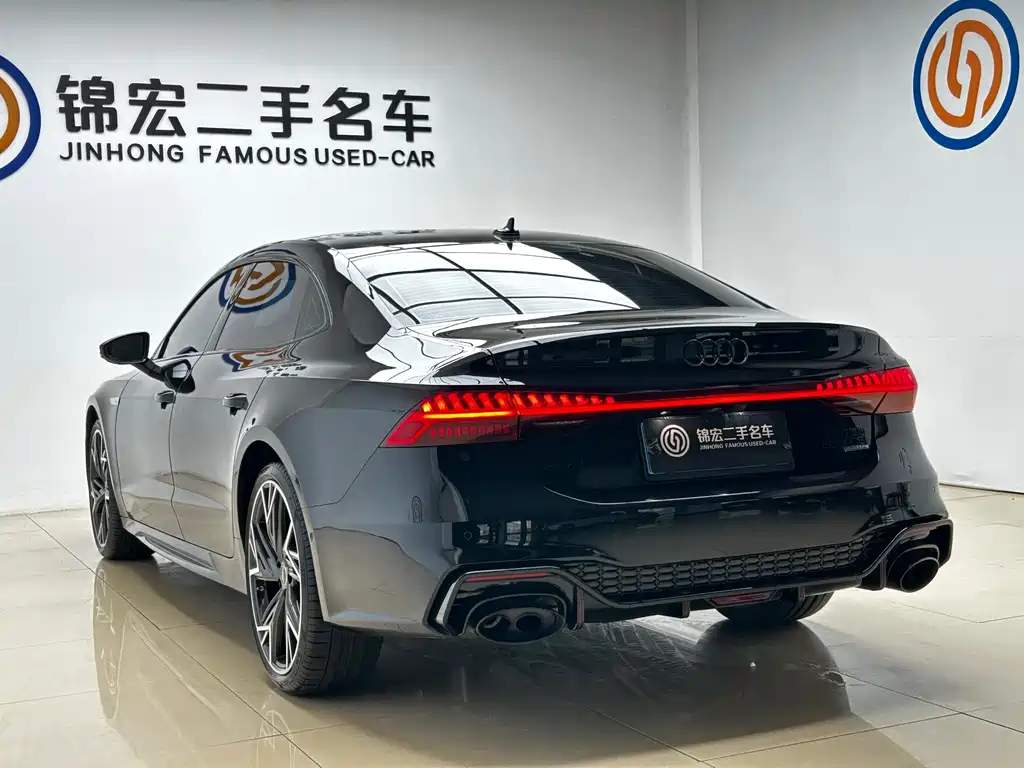 Audi A7L — фото 25