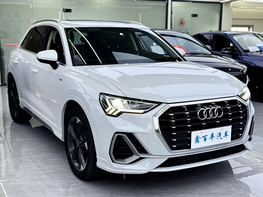 Audi Q3 — фото 3