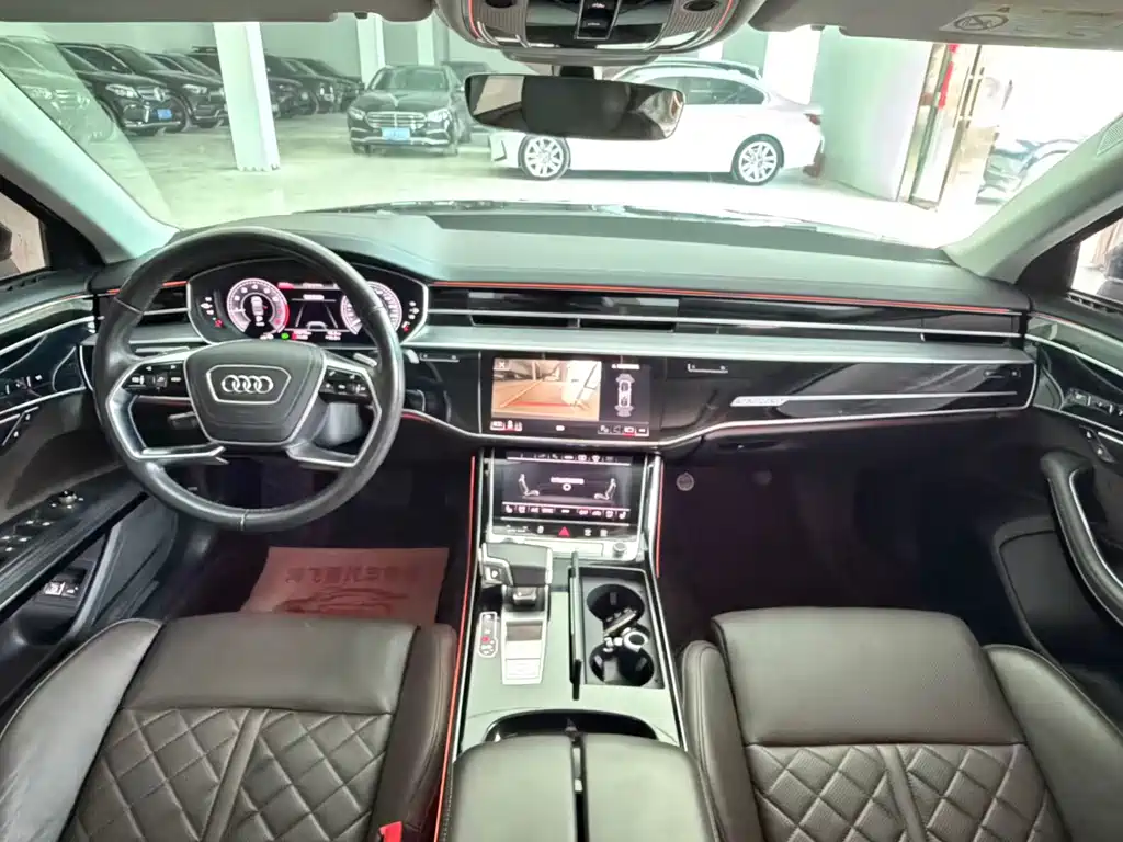 Audi A8 — фото 9