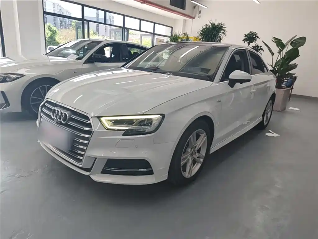 Audi A3 — фото 2