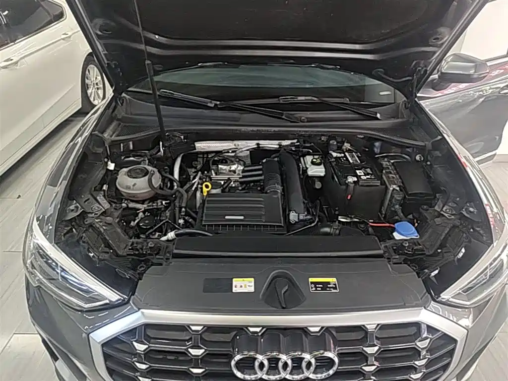 Audi Q3 — фото 20